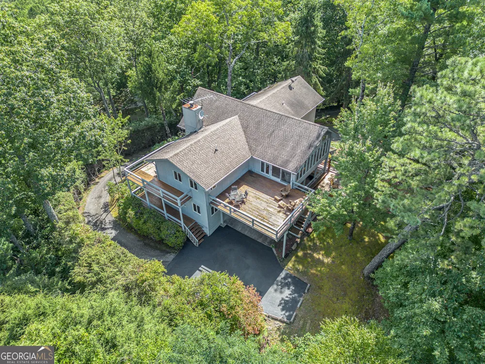388 Alex Mountain DR Sky Valley, GA 30537