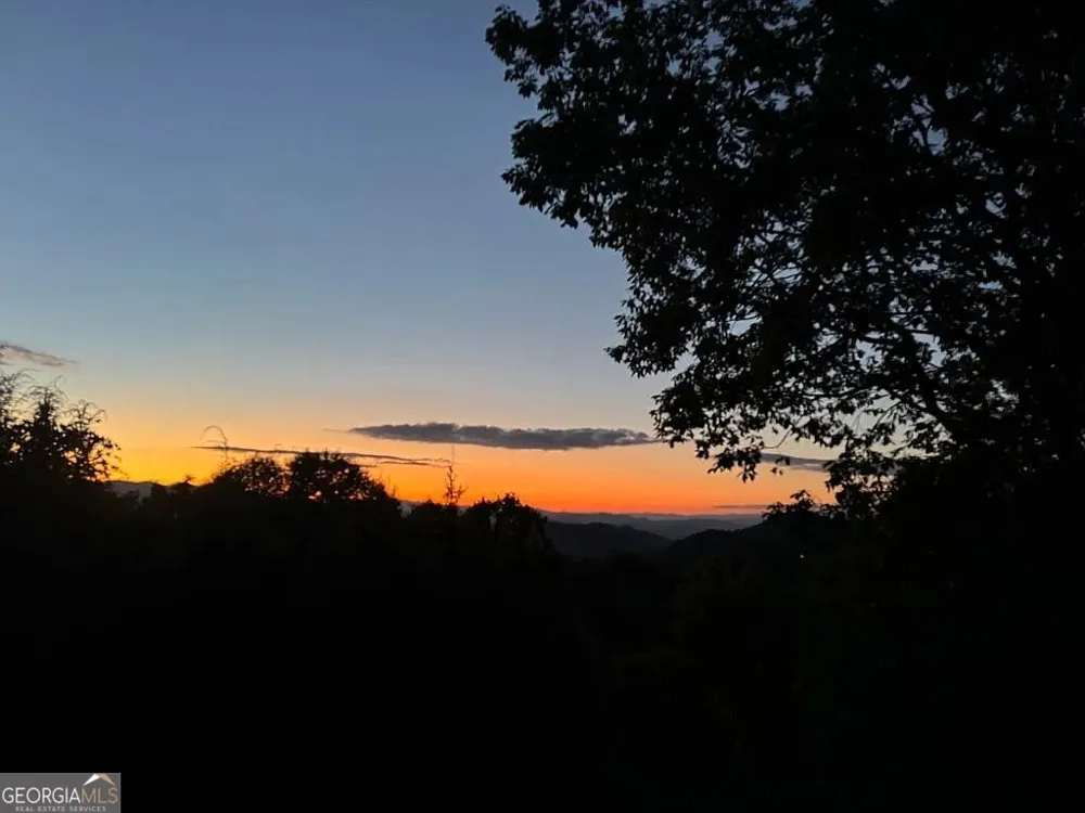 388 Alex Mountain DR Sky Valley, GA 30537