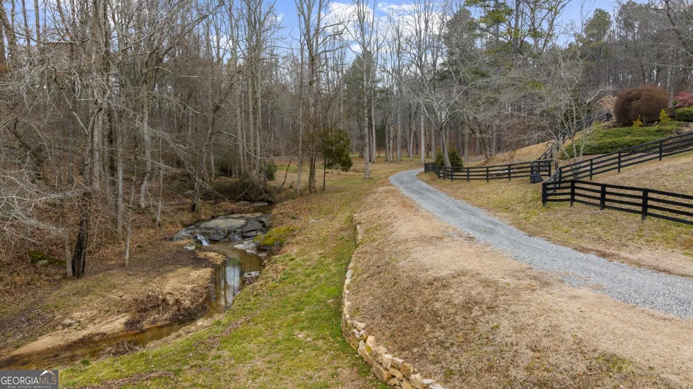 383 Liberty Grove RD Alpharetta, GA 30004
