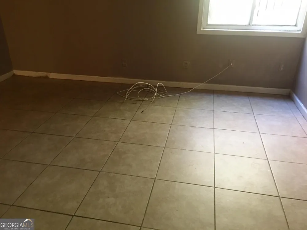 5918 Sutcliff SQ Lithonia, GA 30058