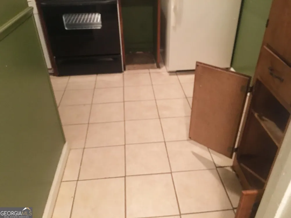 5918 Sutcliff SQ Lithonia, GA 30058