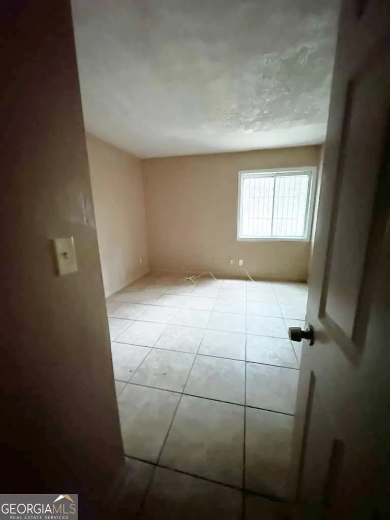5918 Sutcliff SQ Lithonia, GA 30058