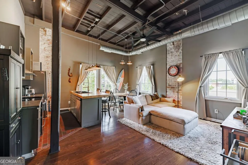 269 N Hull ST Athens, GA 30601