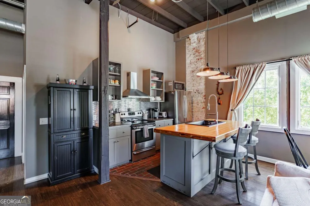 269 N Hull ST Athens, GA 30601