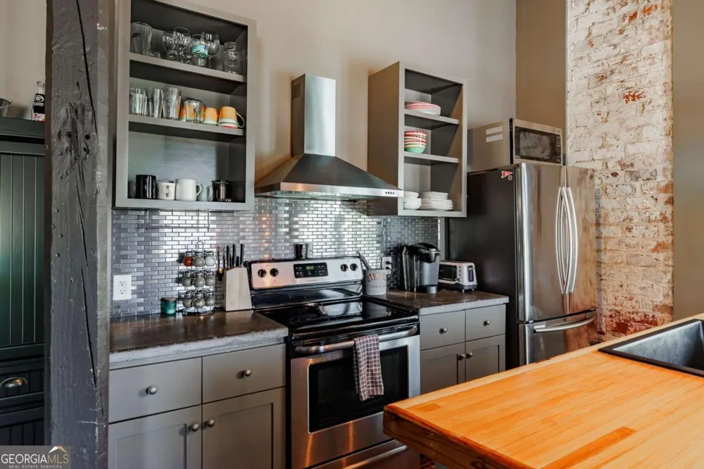 269 N Hull ST Athens, GA 30601