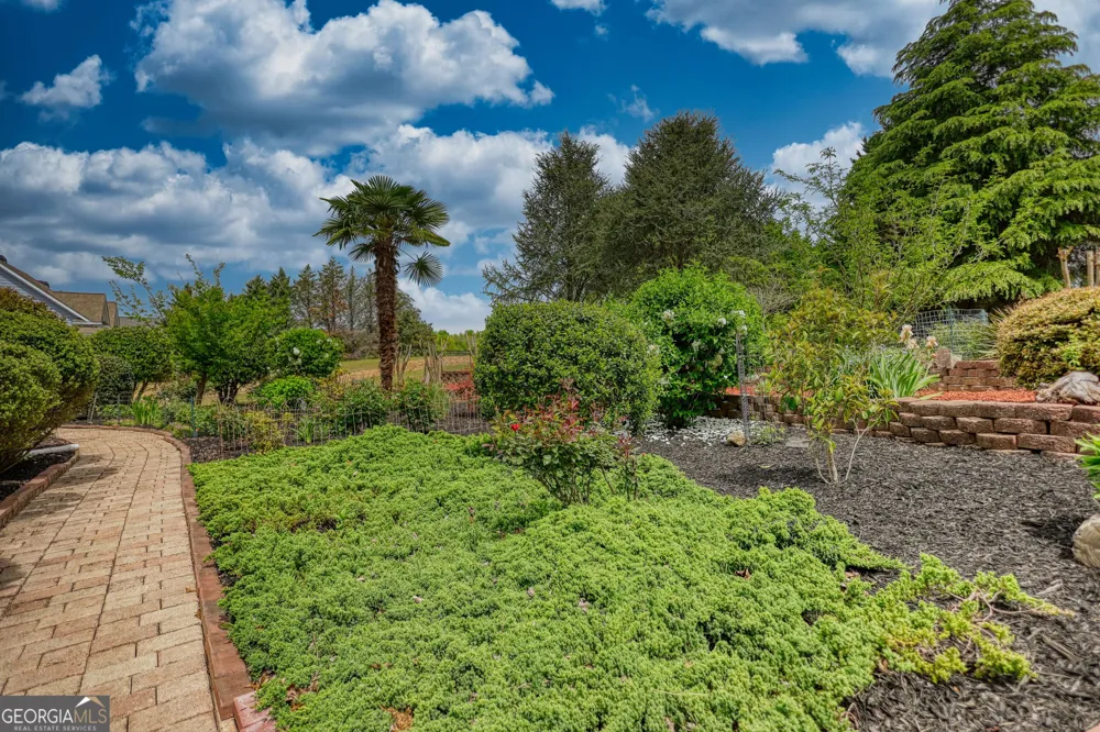 1031 Shoreline DR Madison, GA 30650