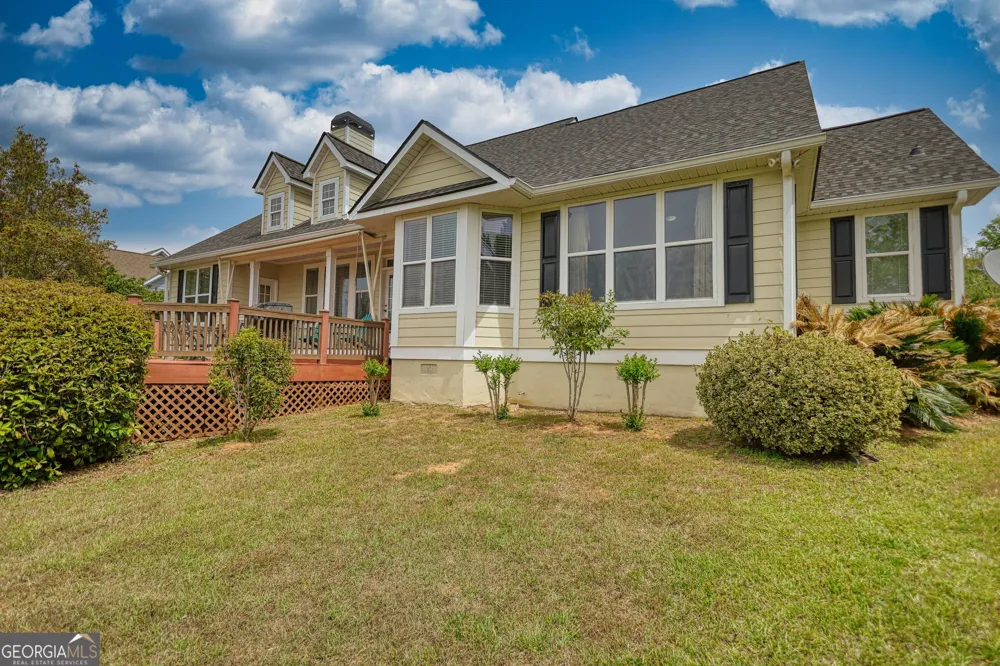 1031 Shoreline DR Madison, GA 30650