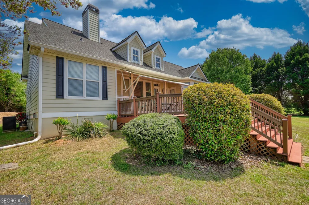 1031 Shoreline DR Madison, GA 30650