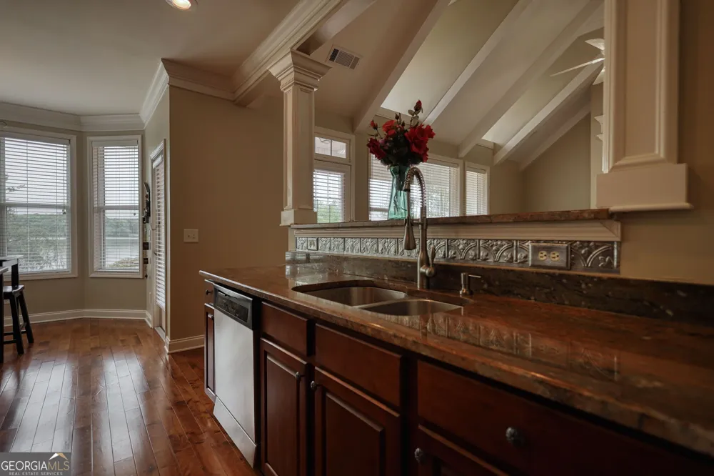 1031 Shoreline DR Madison, GA 30650