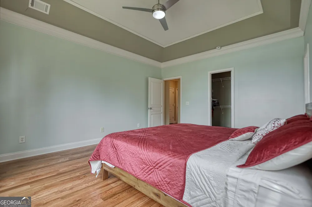 1031 Shoreline DR Madison, GA 30650