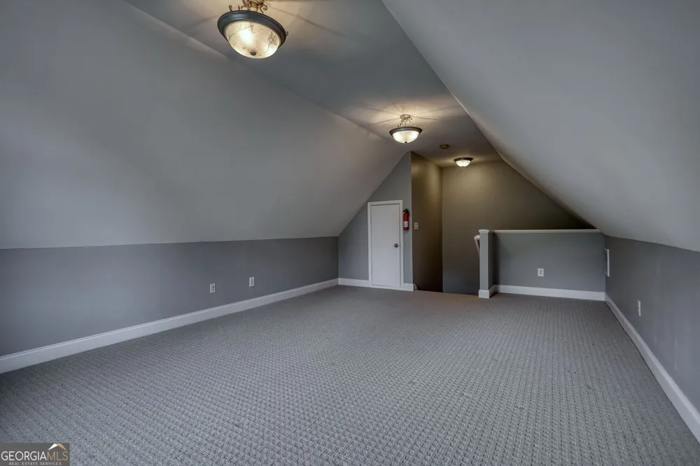 1031 Shoreline DR Madison, GA 30650