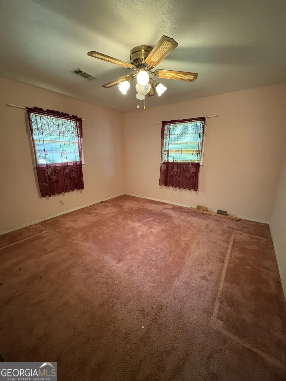5735 Fitzgerald ST Eastman, GA 31023