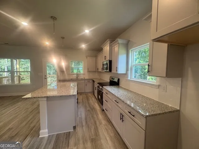 936 Eagle Heights DR Maysville, GA 30558