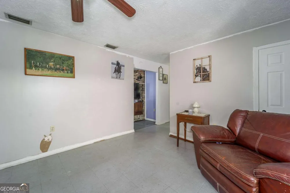 6291 Riverside Rock RD Nahunta, GA 31553