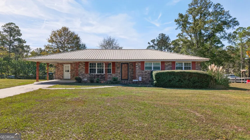 104 Azalea LN Reidsville, GA 30453