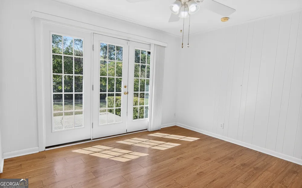 104 Azalea LN Reidsville, GA 30453