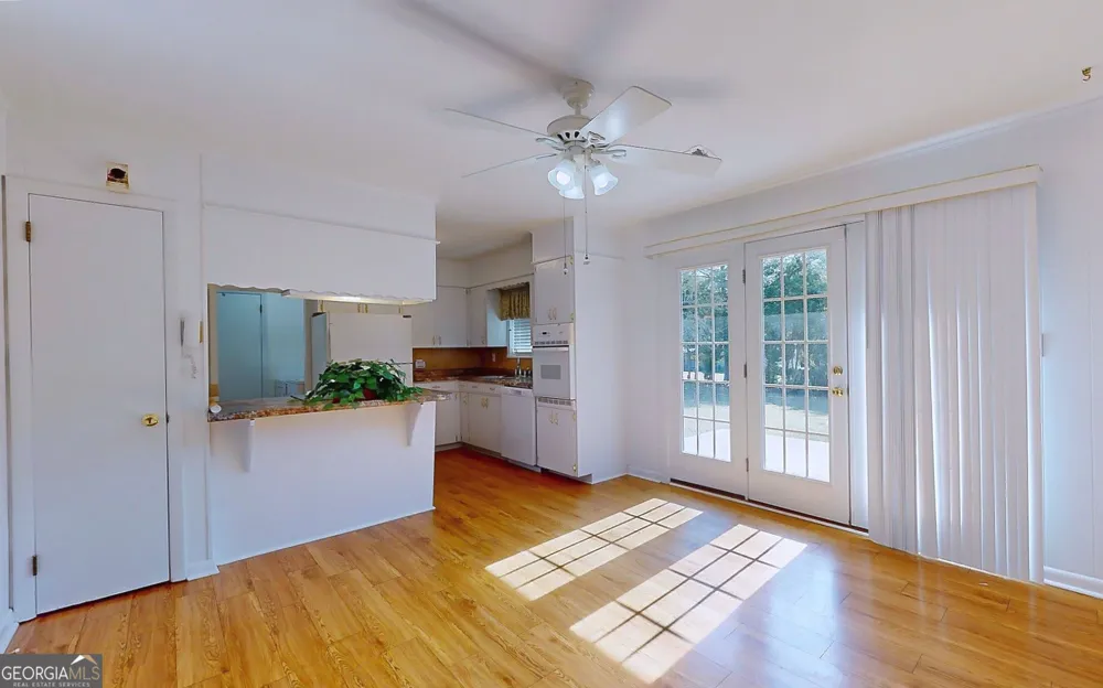 104 Azalea LN Reidsville, GA 30453