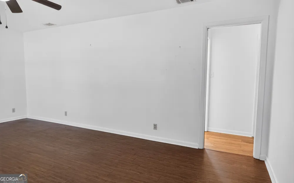 104 Azalea LN Reidsville, GA 30453