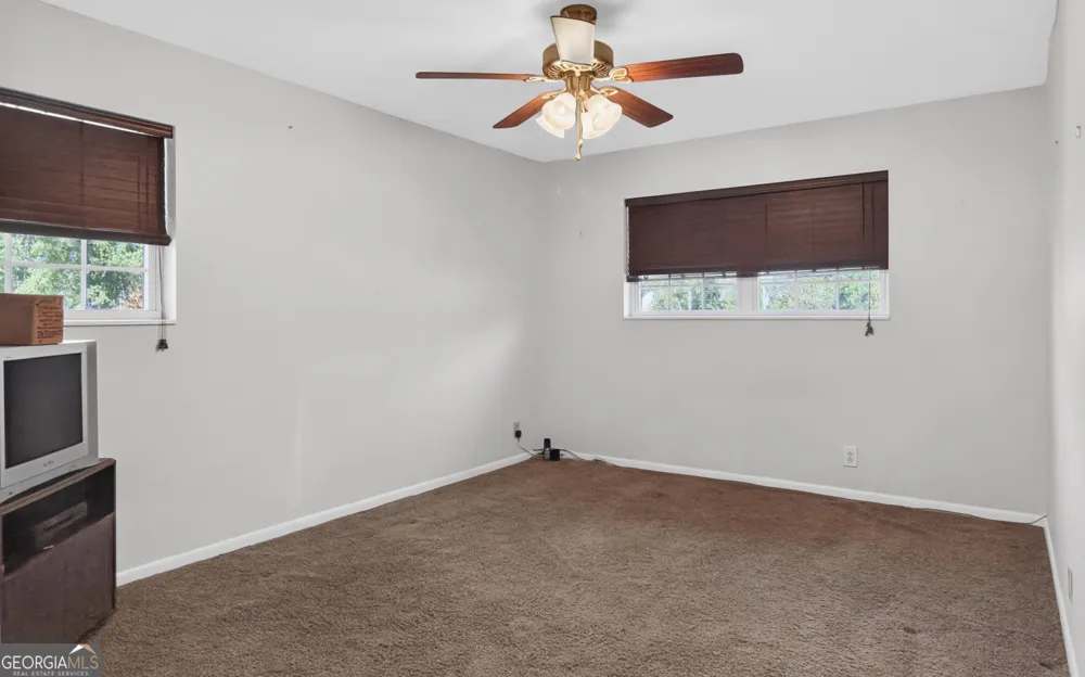 104 Azalea LN Reidsville, GA 30453