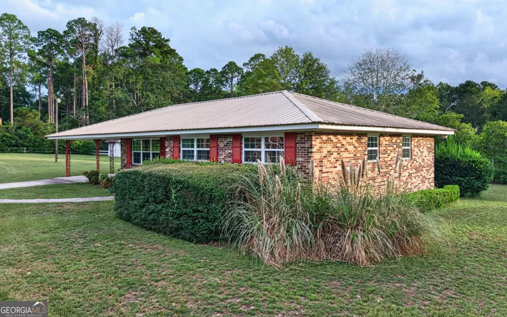 104 Azalea LN Reidsville, GA 30453