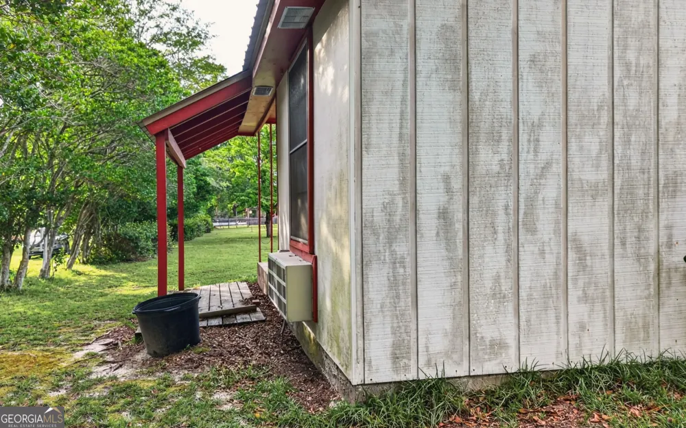 104 Azalea LN Reidsville, GA 30453