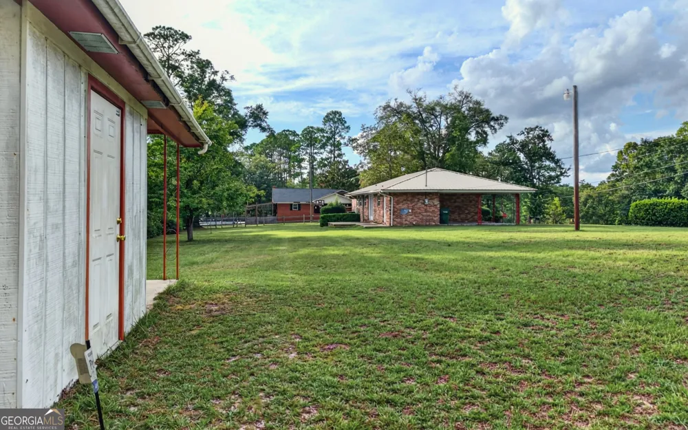 104 Azalea LN Reidsville, GA 30453