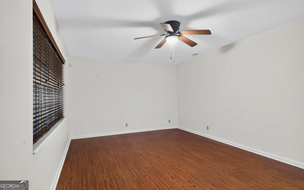 104 Azalea LN Reidsville, GA 30453