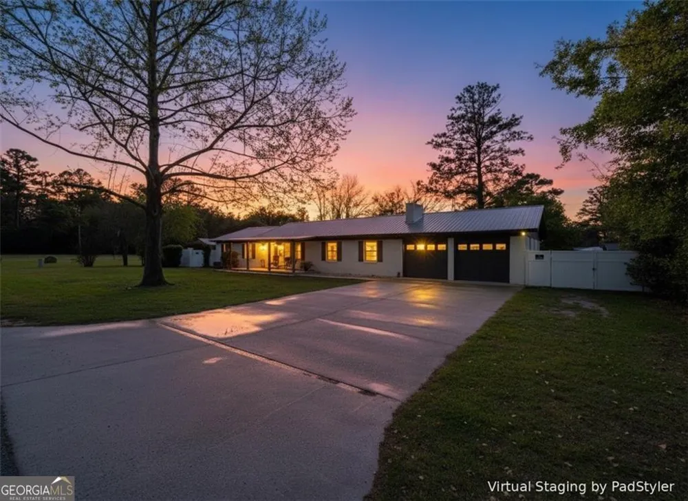 2075 Sylvia LN Waycross, GA 31503
