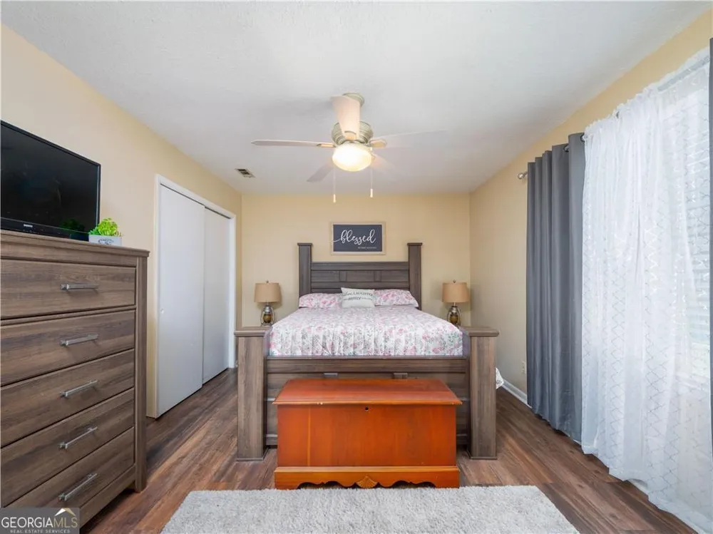 2075 Sylvia LN Waycross, GA 31503