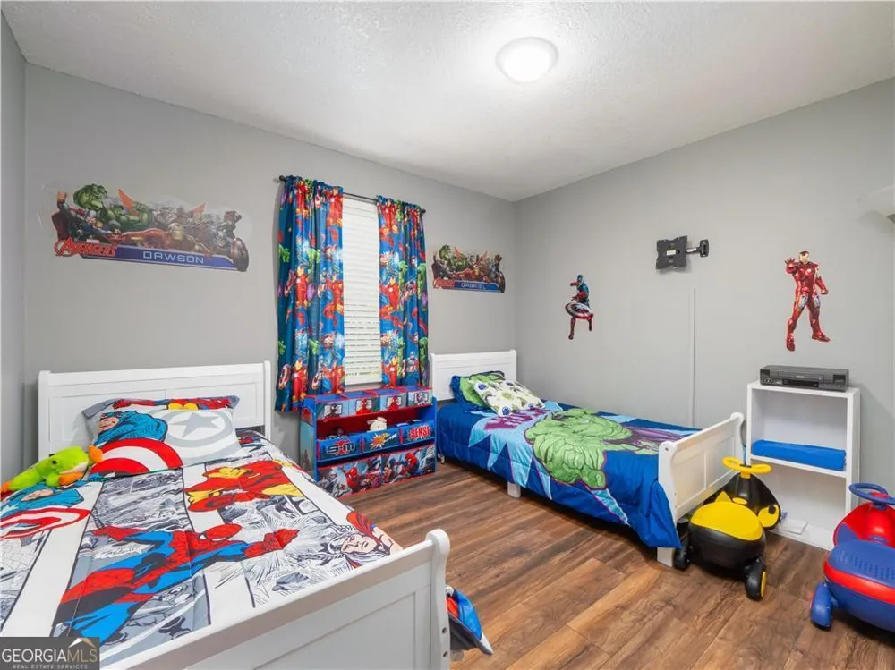 2075 Sylvia LN Waycross, GA 31503