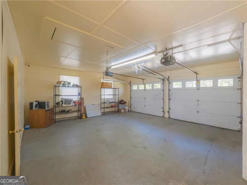 2075 Sylvia LN Waycross, GA 31503