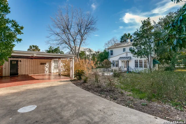 131 Mary D Alamo Heights, TX 78209