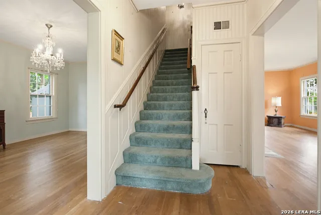 131 Mary D Alamo Heights, TX 78209