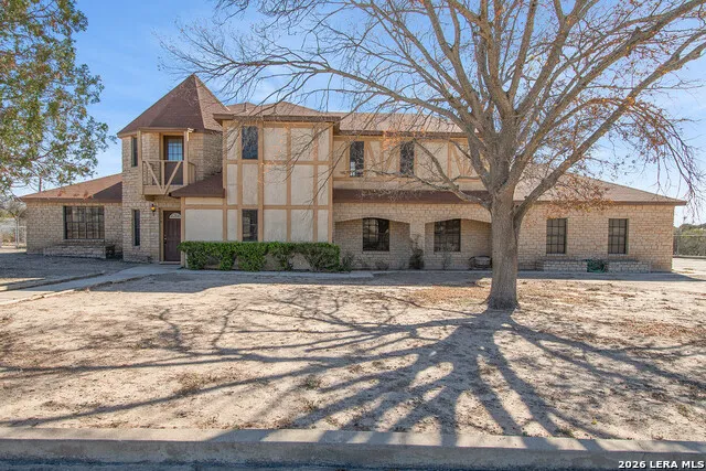 126 Packsaddle Circle Del Rio, TX 78840