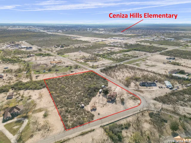 126 Packsaddle Circle Del Rio, TX 78840