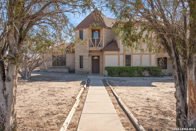 126 Packsaddle Circle Del Rio, TX 78840