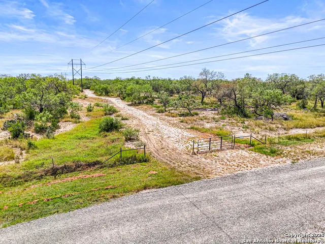 0 Pr Riley Poteet, TX 78065