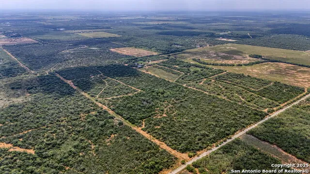 000 Cr 332 A Jourdanton, TX 78026