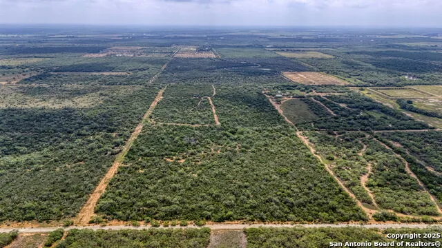 000 Cr 332 A Jourdanton, TX 78026