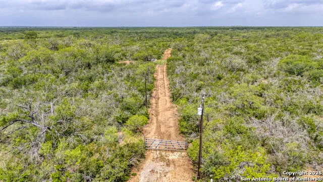 000 Cr 332 A Jourdanton, TX 78026