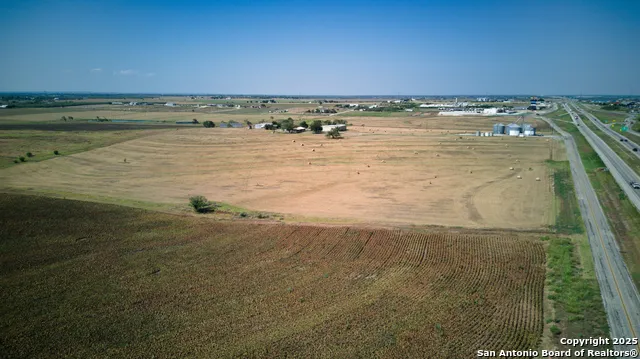 5775 W Interstate 10 Seguin, TX 78155