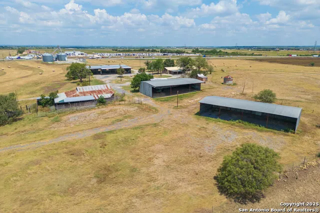 5775 W Interstate 10 Seguin, TX 78155