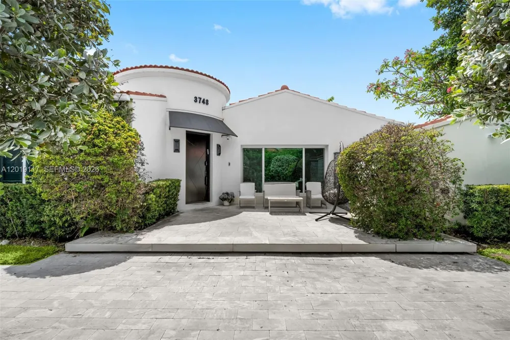 3748 Prairie Ave Miami Beach, FL 33140