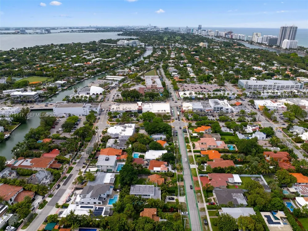 3748 Prairie Ave Miami Beach, FL 33140