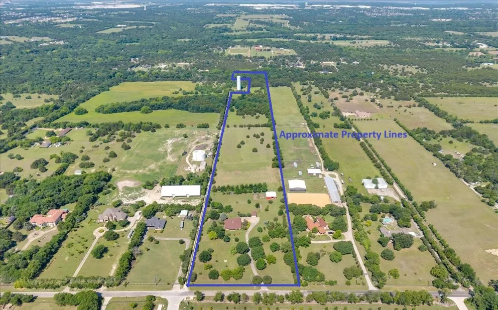 1900 S Duncanville Road Ovilla, TX 75154