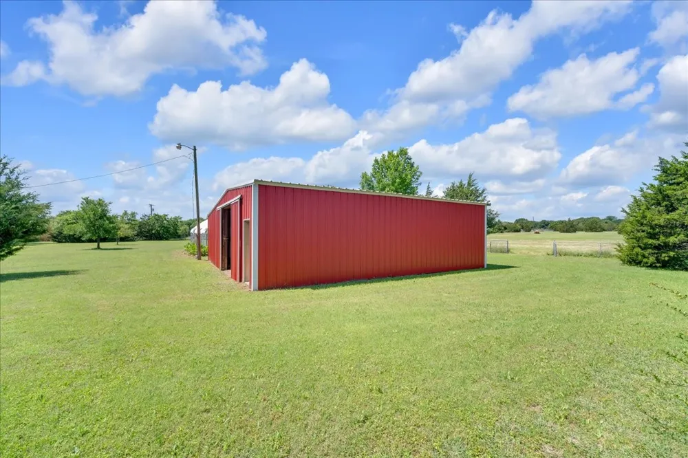 1900 S Duncanville Road Ovilla, TX 75154