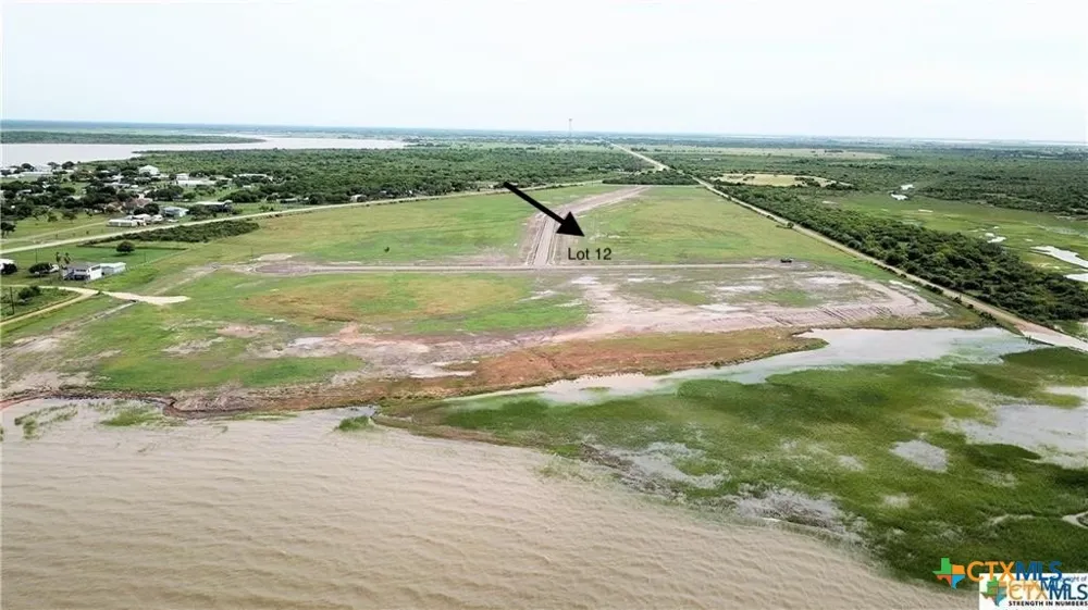 12 Swenson Drive Port Lavaca, TX 77979