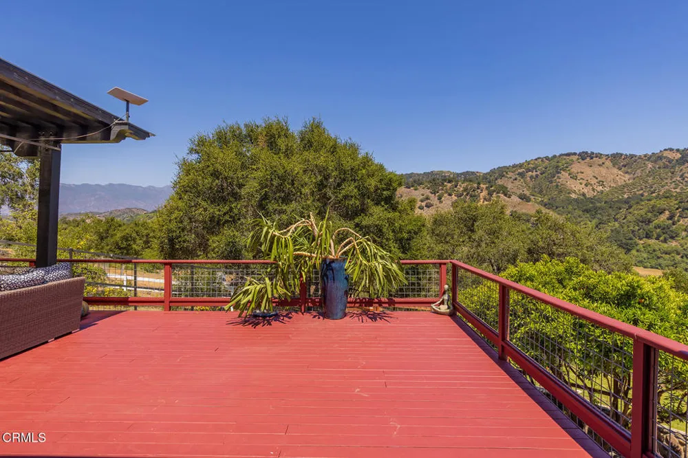 10622 Encino Drive Oak View, CA 93022