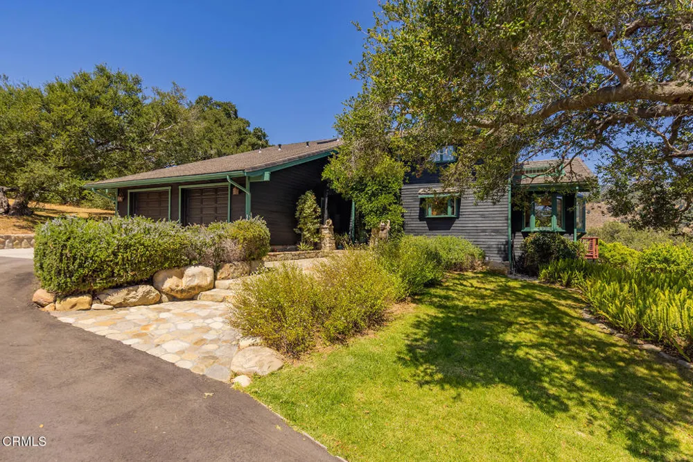 10622 Encino Drive Oak View, CA 93022