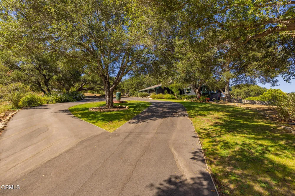 10622 Encino Drive Oak View, CA 93022